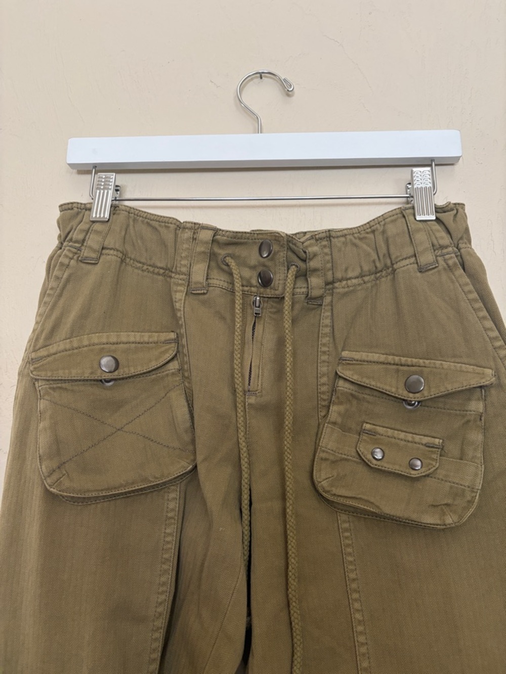 Free People/We The Free Olive Tahiti Pull On Cargo Pant. Worn Once! Like New! - Picture 2 of 10